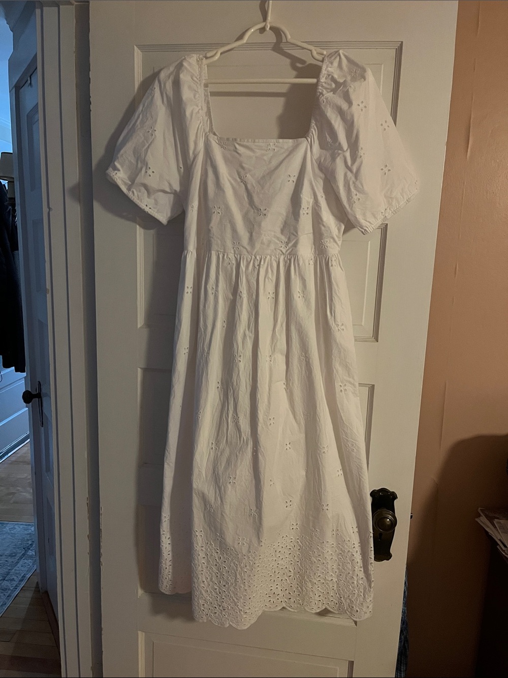 White Eyelet Midi Dress with Puff Sleeves, Time and Tru size S (4-6).